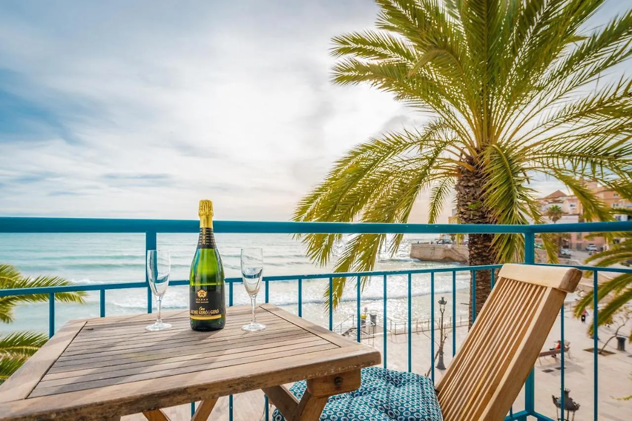 Insitges Sant Sebastia'S Beach Apartment Sitges
